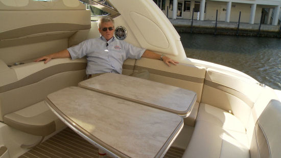 Formula 40 PC cockpit seating