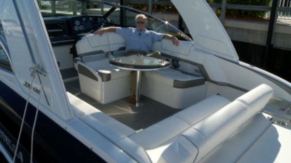 Which Formula Crossover Bowrider is the Right Choice