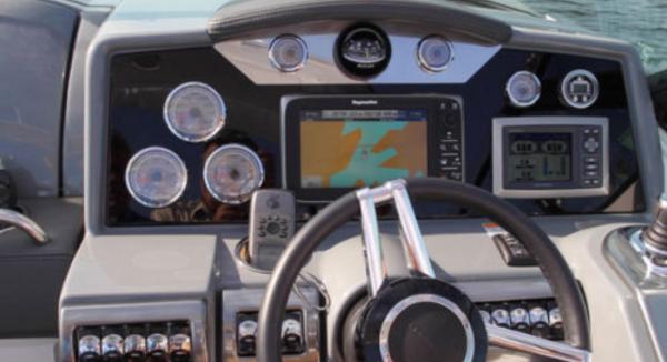 Which Formula Crossover Bowrider is the Right Choice