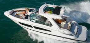 Four Winns Horizon 350 running