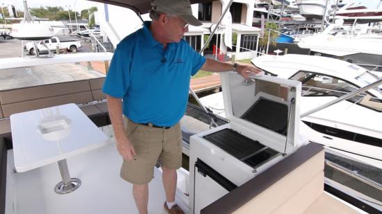 Galeon 420 Fly grill