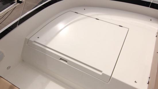 Galeon 420 Fly sun pad storage