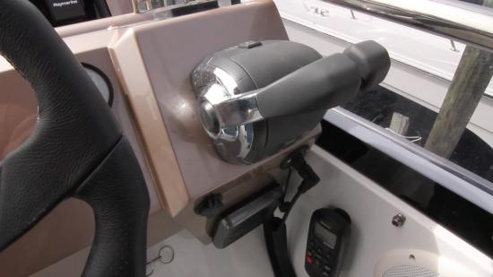 Galeon 420 Fly vhf radio