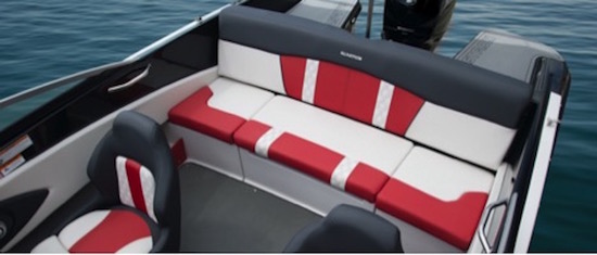 Glastron GTS 180 bench