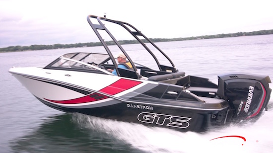 Glastron GTS 180 running