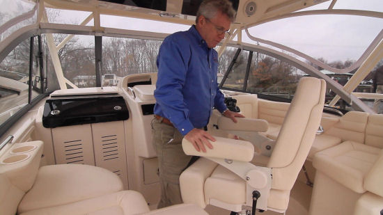 Grady-White Express 330 helm seat