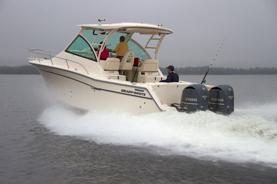 Grady-White Express 330 running shot