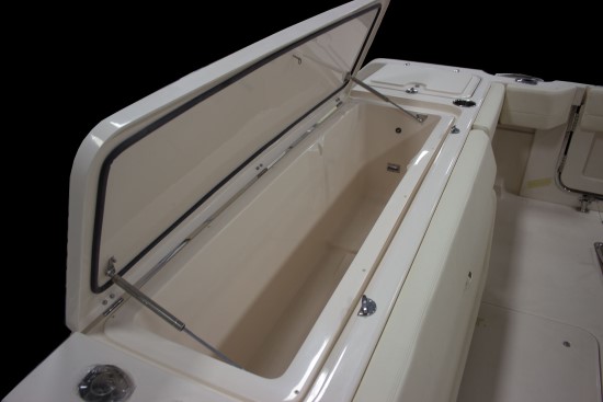 Grady-White Express 370 fish box