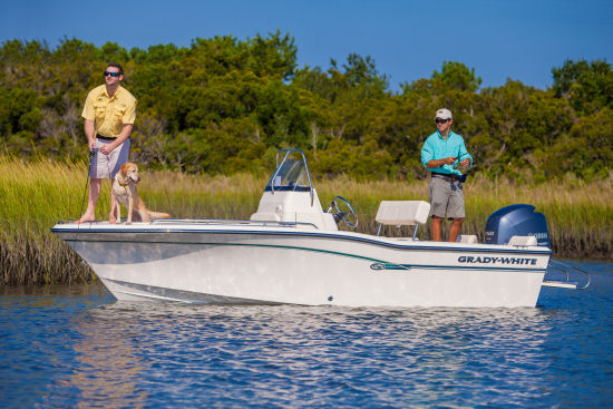 Grady-White Fisherman 180 fishing