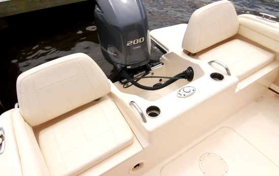 Grady-White Fisherman 216 jump seats