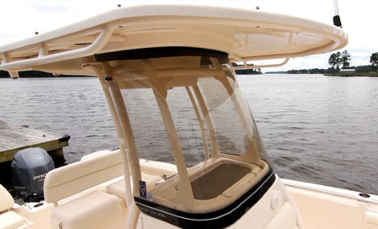 Grady-White Fisherman 216 wind shield