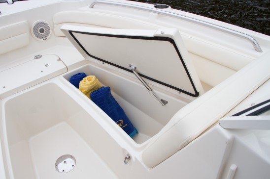 Grady-White Freedom 235 storage locker