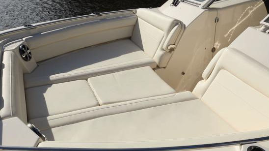 Grady-White Freedom 325 bow filler