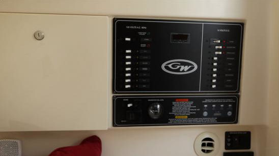 Grady-White Freedom 325