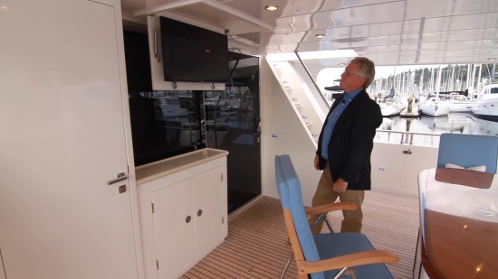 Hampton Yachts Endurance 720 Skylounge LRC
