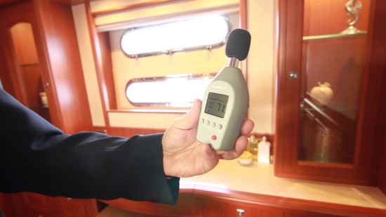 Hampton Yachts Endurance 720 Skylounge LRC