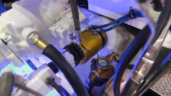 Hampton Yachts Endurance 720 Skylounge LRC