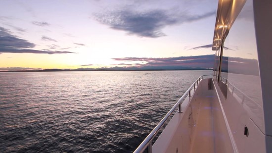 Hampton Yachts Endurance 720 Skylounge LRC