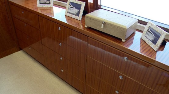 Hargrave 116 Raised Pilothouse chest