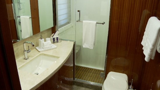 Hargrave 116 Raised Pilothouse head