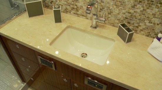 Hargrave 116 Raised Pilothouse helm materials