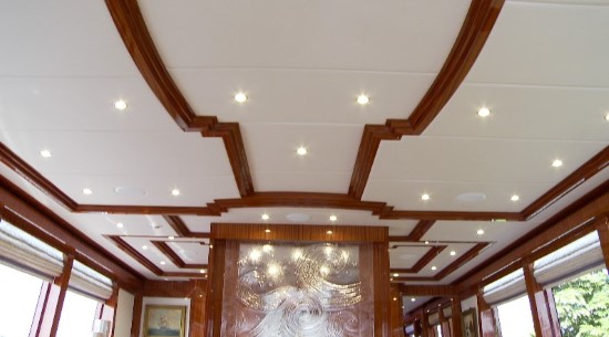 Hargrave 116 Raised Pilothouse wood treatments