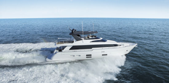 Hatteras 70 Motor Yacht running shot