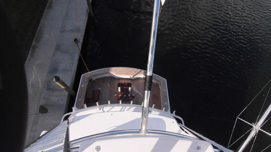 Hatteras GT 70 tower helm