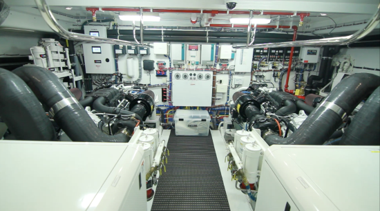 Hatteras M90 Panacera