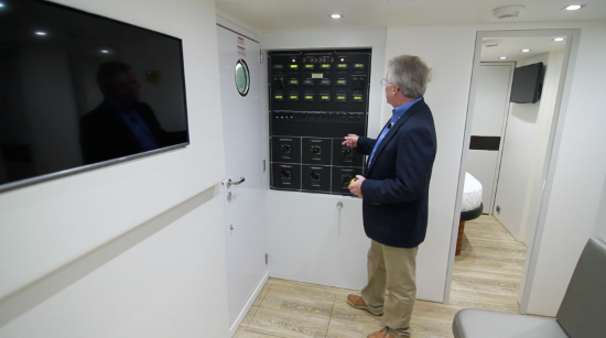 Hatteras M90 Panacera