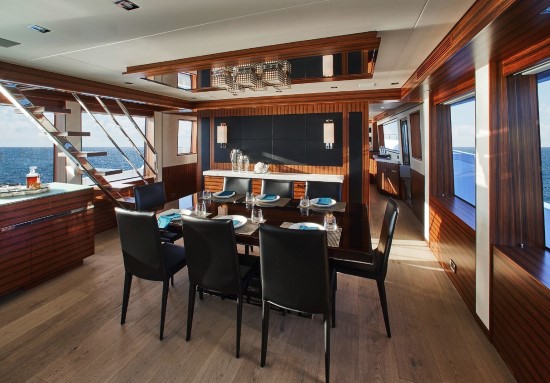 Hatteras M90 Panacera