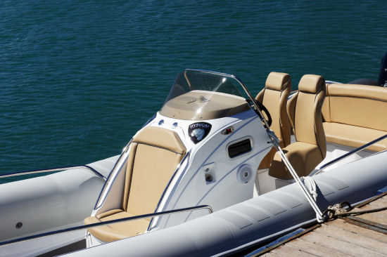 Hysucat 8.5 forward seat