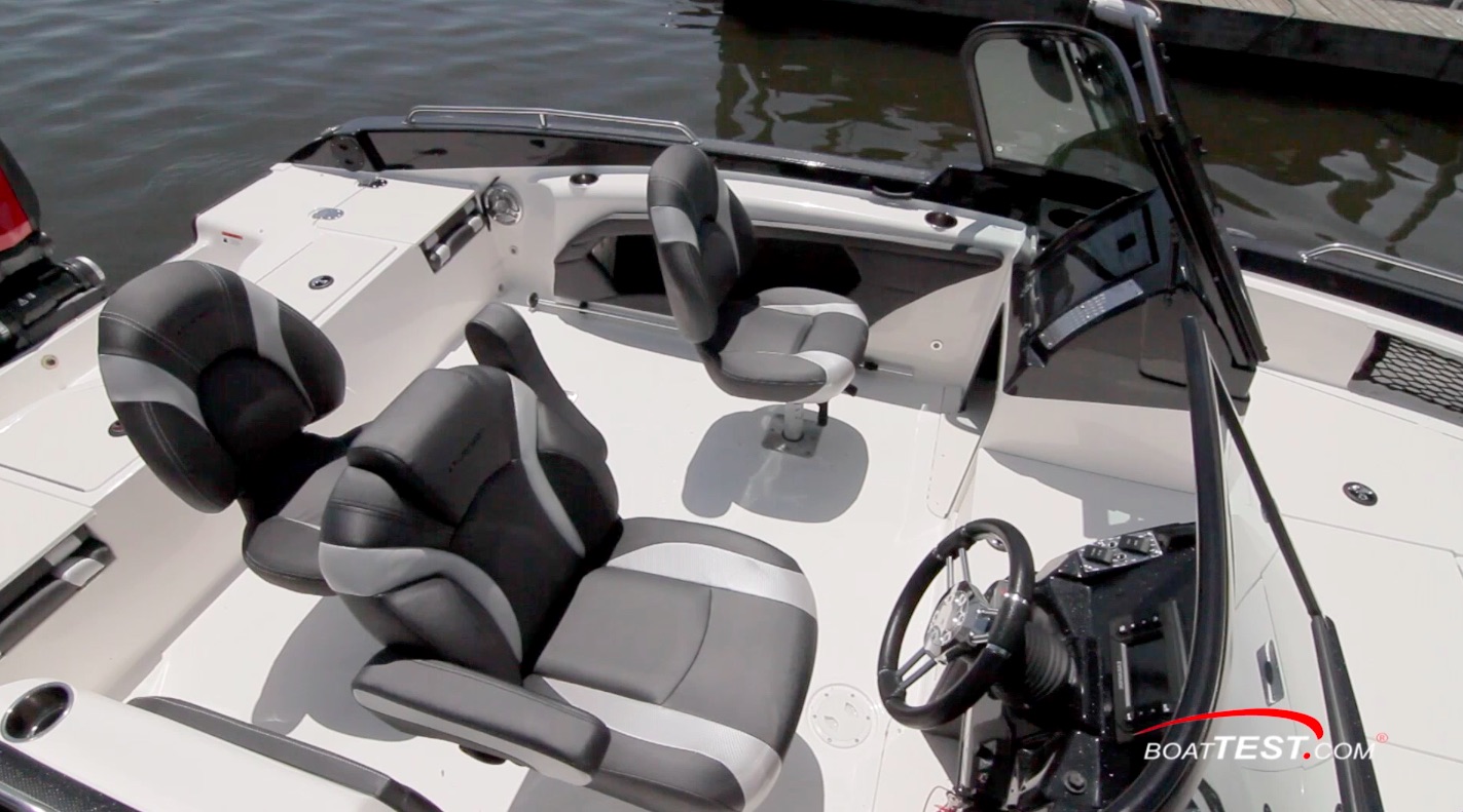 Larson FX 1850 DC cockpit