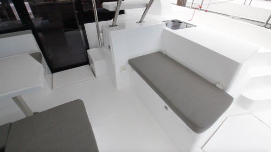 Leopard 43 PC bench seat