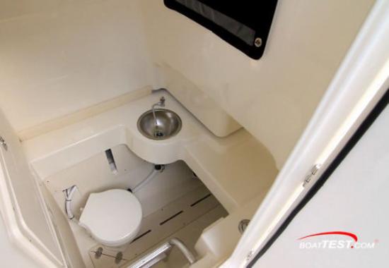 Mako 284 CC head room