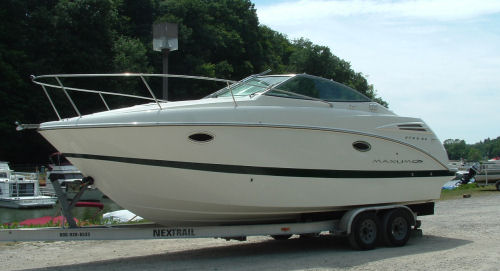 Maxum 2700