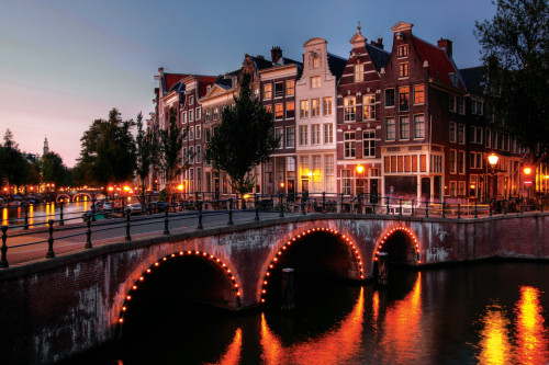 Meridian in Holland
