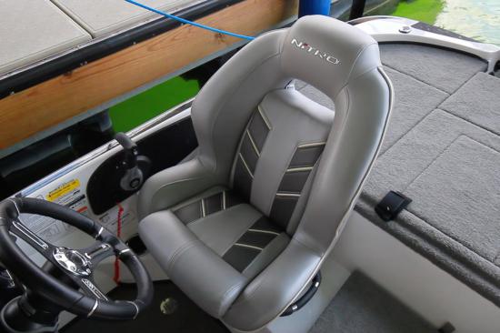 Nitro Z18 seats