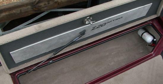Nitro Z20 starboard locker