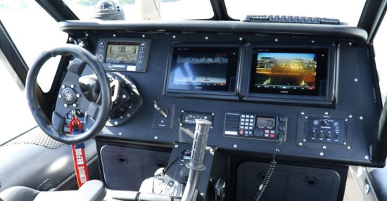 Ocean Craft 9.5 M helm