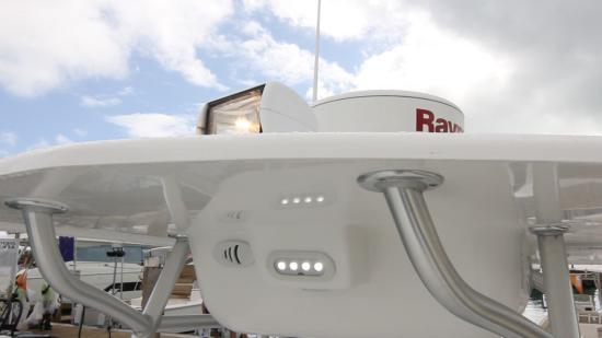 Ocean Runner 29 Center Console features