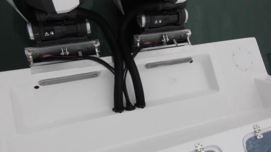 Ocean Runner 29 Center Console steering