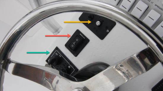 Ocean Runner 29 Center Console wheel
