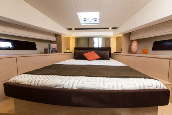 Prestige Yachts 420 Stateroom