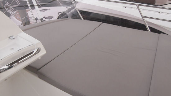 Prestige Yachts 420 Sunpad