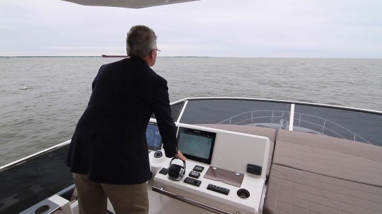 Prestige 630 helm station