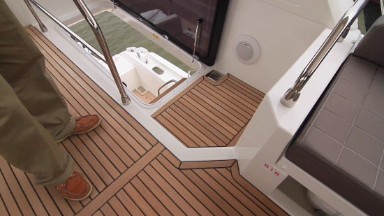 Prestige 630 recessed step