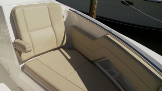 Pursuit DC 295 bow seat