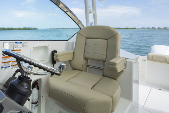 Pursuit DC 295 helm seat