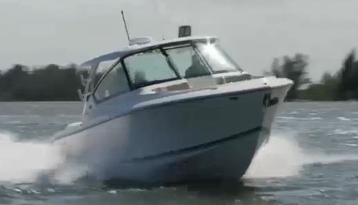 Pursuit DC 295 running shot